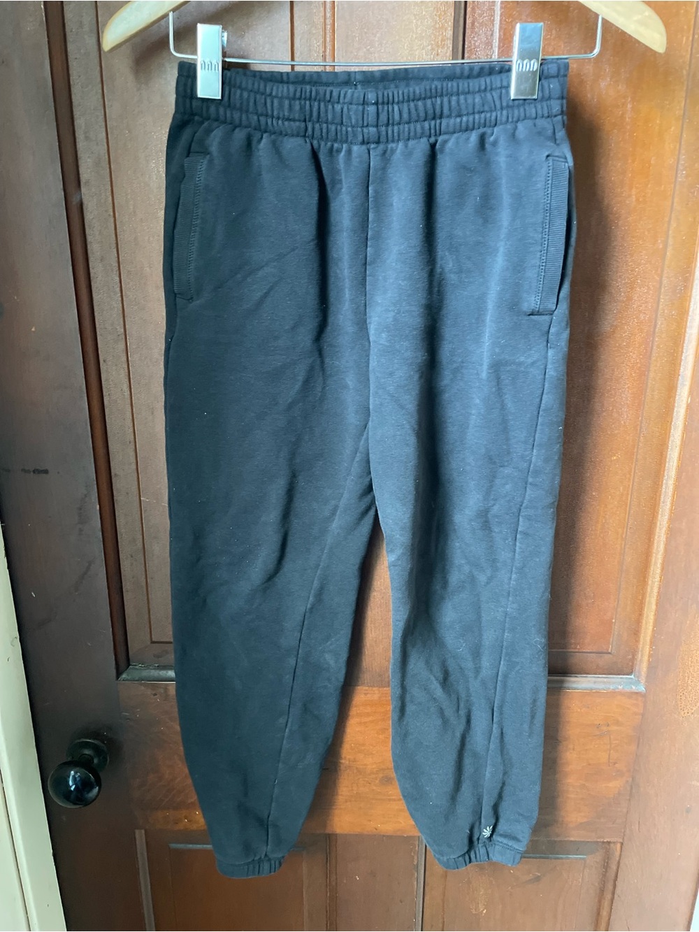 athleta girls medium 8-10 black sweatpants